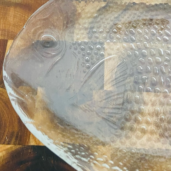 Vtg Arcoroc France Fish-Shaped Glass Plates Set - Picture 5 of 9